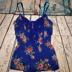 🍋NWOT Hollister Tank